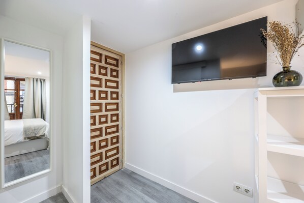 Basic Double Room | Free WiFi