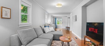 Serenity Haven, Entire Home, Fast Wi-Fi, Pets