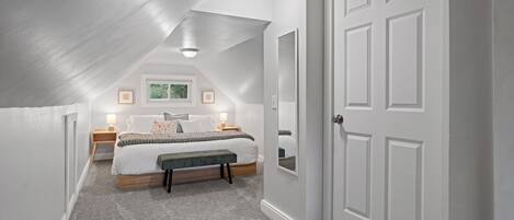 2 dormitoris, escriptori, planxa i posts de planxar i wifi gratuïta