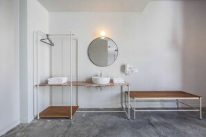 Triple Room | Living area