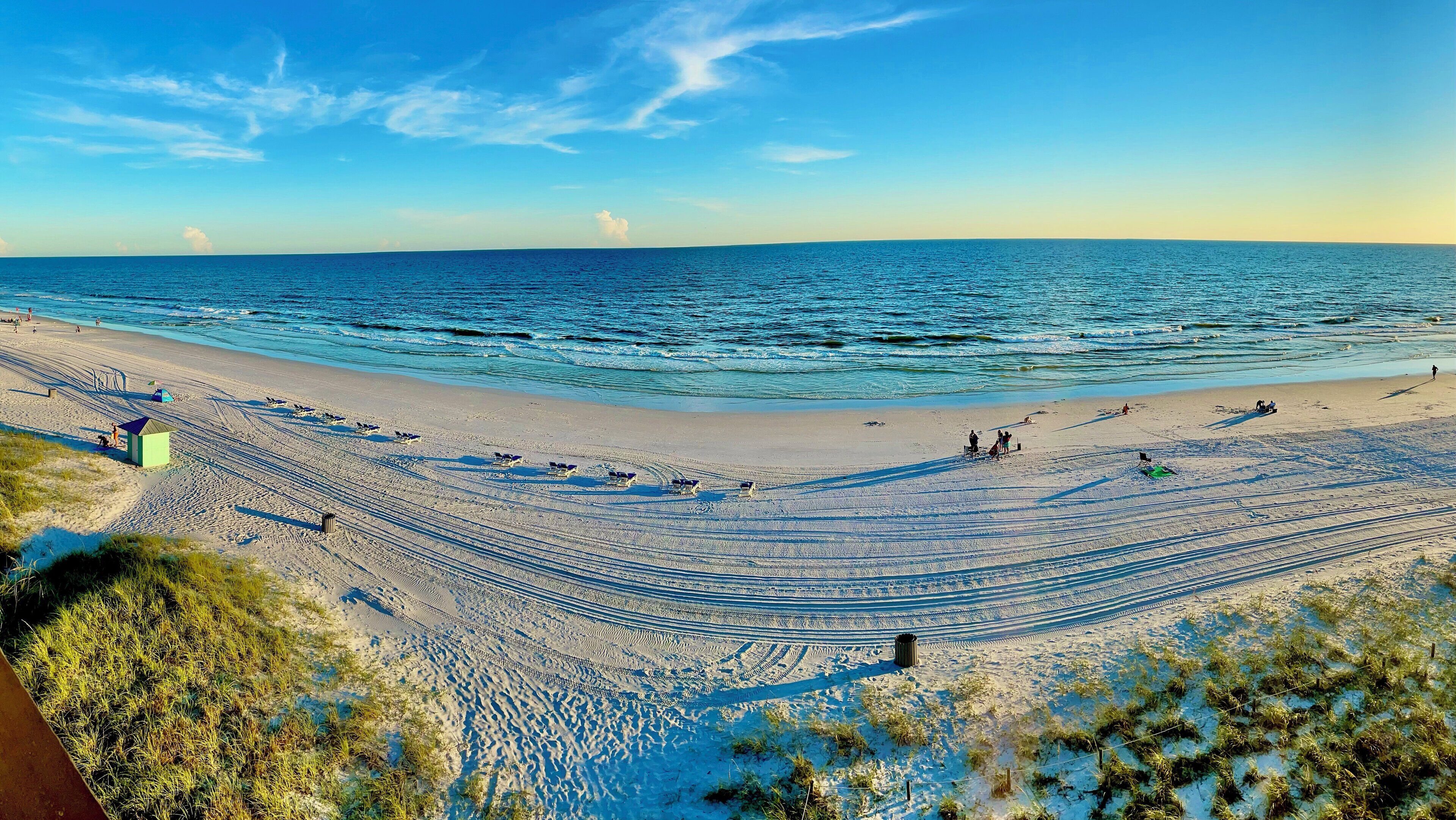 Am Strand, Liegestühle, Strandtücher