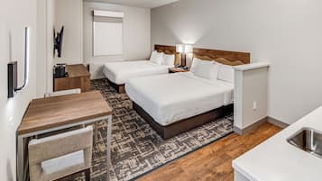 Laptop workspace, blackout curtains, iron/ironing board, free WiFi