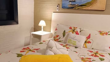 6 bedrooms, iron/ironing board, WiFi