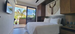 2 habitaciones, tabla de planchar con plancha, wifi y ropa de cama