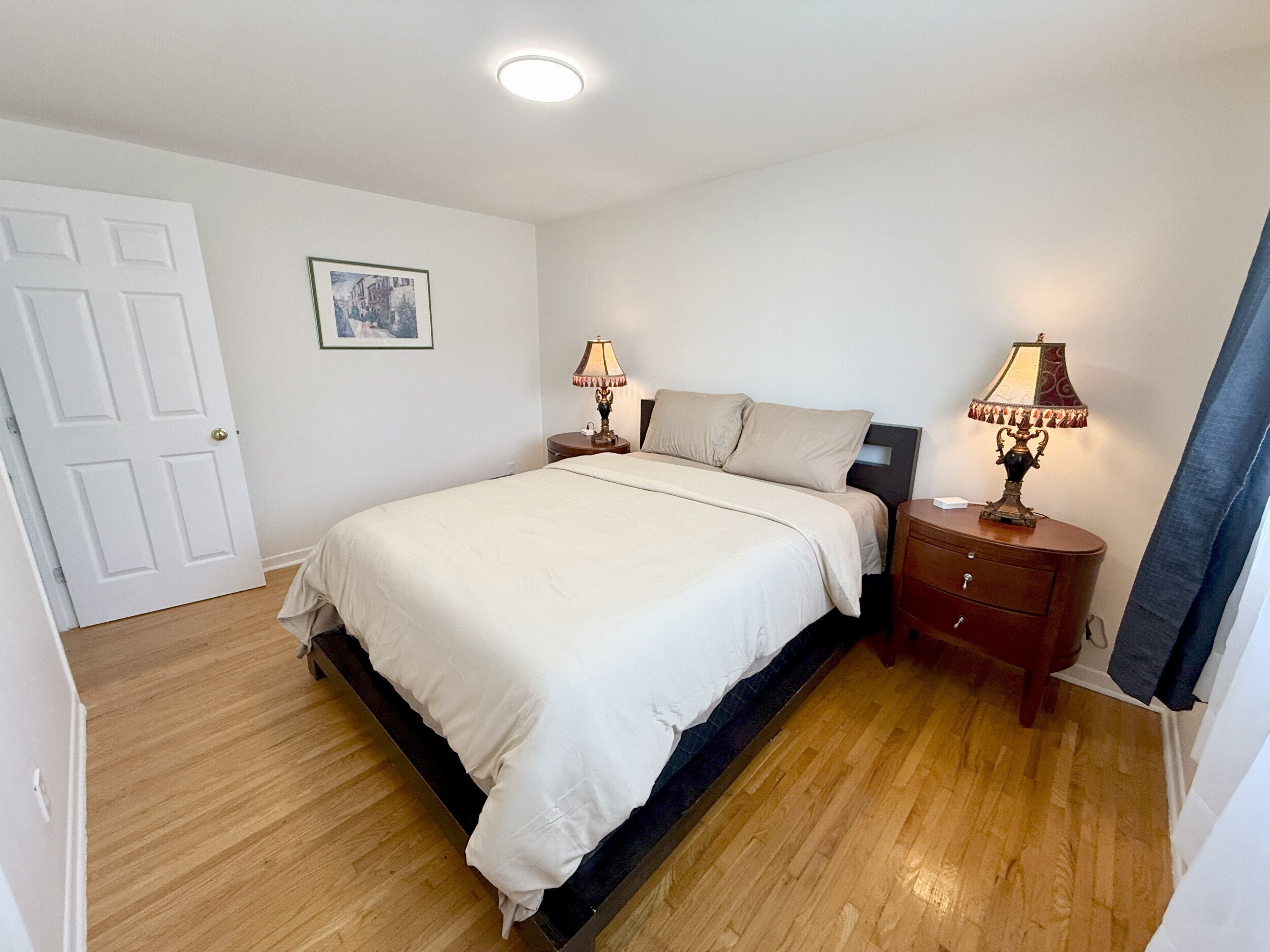 3 多间卧室、熨斗/熨衣板、WiFi、床单