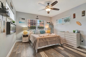 Deluxe Apartment, 2 Bedrooms, Patio | Free WiFi