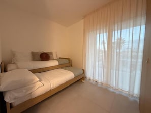 5 Schlafzimmer, Bügeleisen/Bügelbrett, WLAN, Bettwäsche