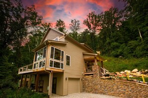 Exterior - Blueberry Mountain Retreat | 2 King Suites + Loft + Porch (Swannanoa)