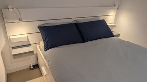 1 camera, ferro/asse da stiro, Wi-Fi gratuito, lenzuola