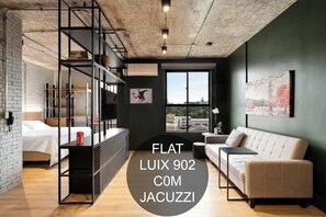 Premium Apartment, Jetted Tub, City View | Private kitchen