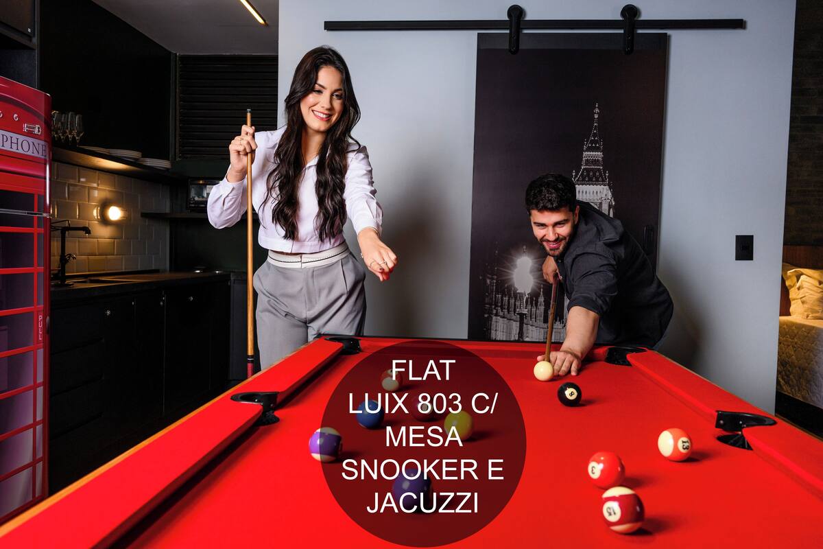 Club Studio Suite, Jetted Tub, City View | Living area