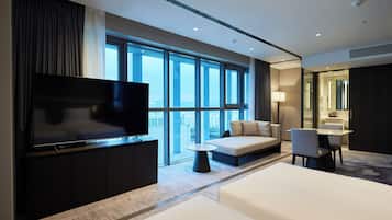 Executive Twin Room | In-room safe, blackout drapes, free WiFi, bed sheets