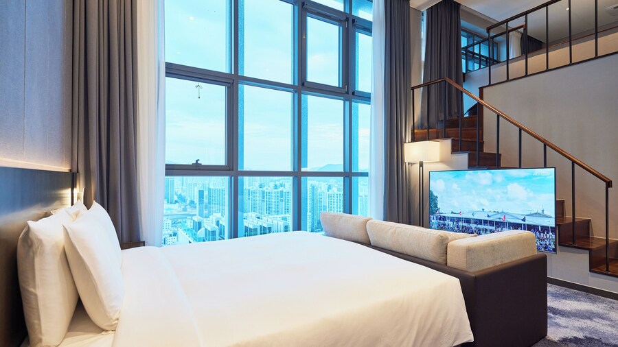 HOTEL HLB