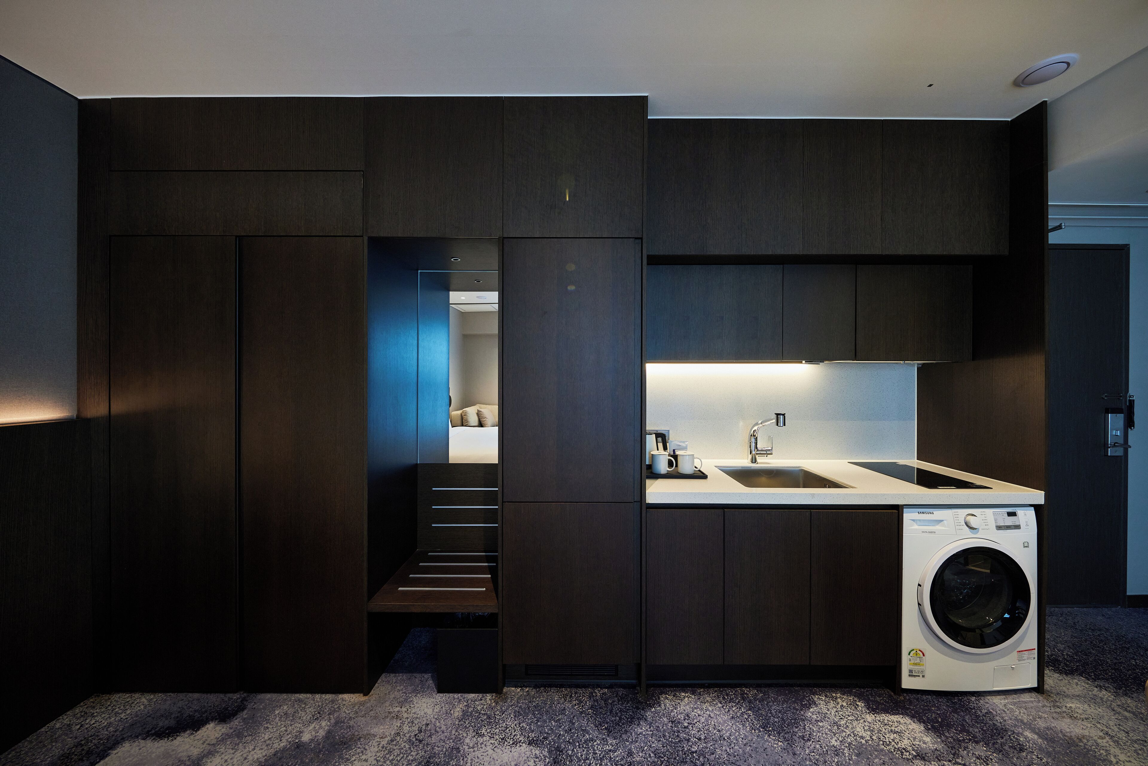 Executive Double Room | In-room safe, blackout drapes, free WiFi, bed sheets