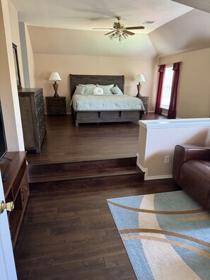 5 室のベッドルーム、WiFi、ベッドシーツ