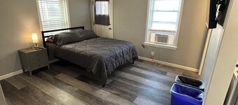 The Loft small studio apartment on the 2nd floor.  Private, Small & Affordable