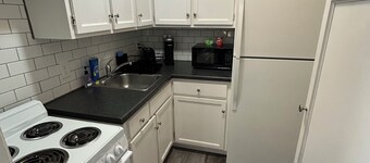 The Loft small studio apartment on the 2nd floor. Private, Small & Affordable