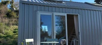 Beautiful French-Designed Tiny Home | Te Mata Peak Views