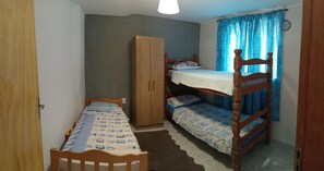 2 bedrooms, free WiFi, bed sheets