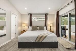 3 Schlafzimmer, Schreibtisch, Bügeleisen/Bügelbrett, kostenloses WLAN