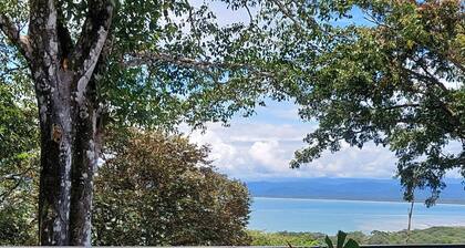 2 bedroom home with ocean and jungle views in Pavones. Views of the point break.
