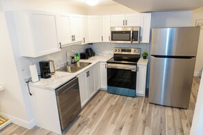 Microwave, oven, stovetop, dishwasher