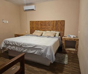 1 bedroom, internet, bed sheets