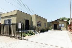 Exterior - Walk to DTLB, RetroRow, & Beach! (Long Beach)