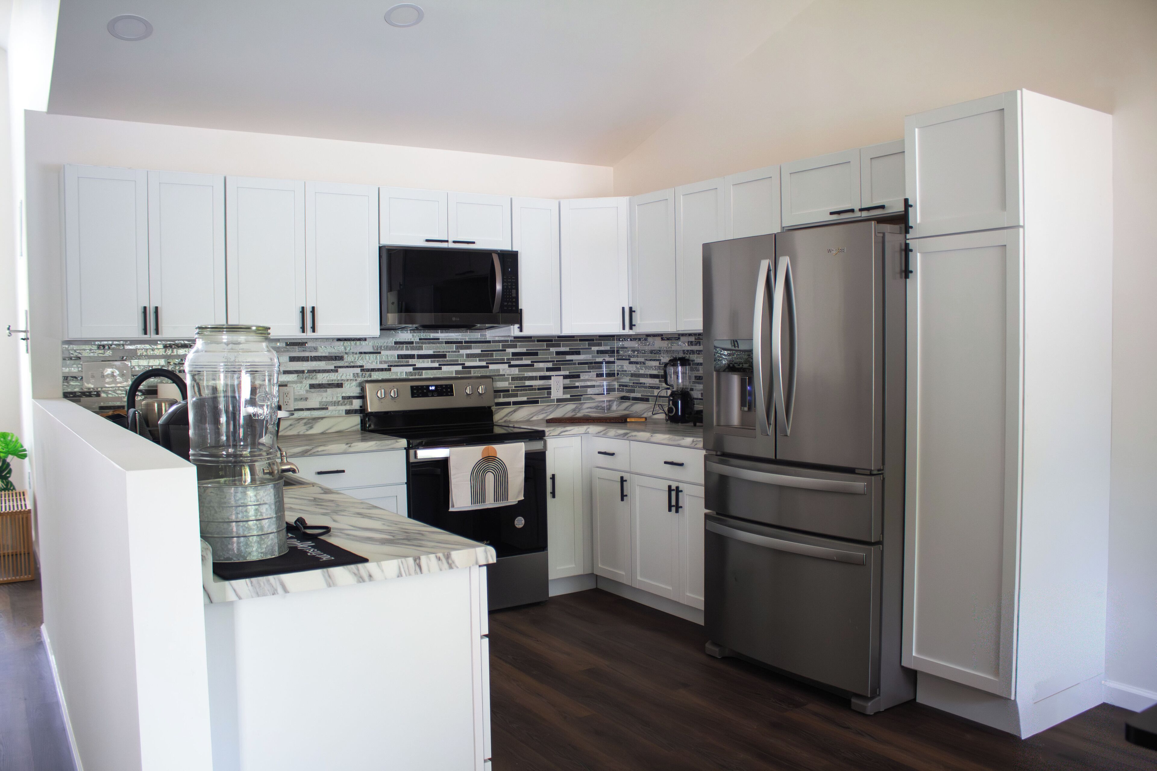 Microwave, oven, stovetop, dishwasher