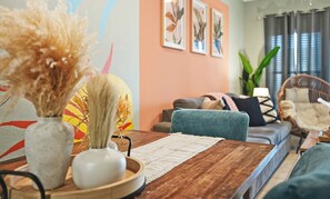 Interior - Heated Pool • Golf Cart • Walk to Beach • Pets • Floor Bedroom (Port Aransas)