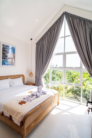 Deluxe Villa, Pool View | Garden view