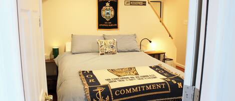 1 chambre, bureau, fer et planche à repasser, Wi-Fi gratuit