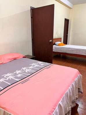 3 bedrooms, WiFi, bed sheets