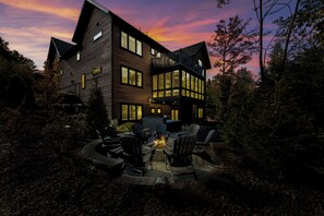 Exterior - 330 South Peak - Hot Tub - Timbertown Lift - Pemi River Access - Loon Mtn (Lincoln)