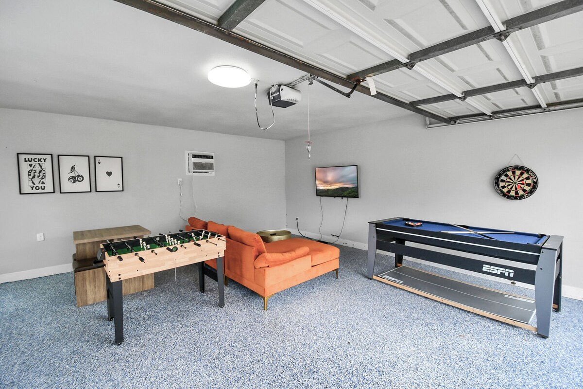 Photo 6 of 5 Bed Family Fun - Fun Pool - Cozy Fire Pit - Games Shed - Outdoor Move Night