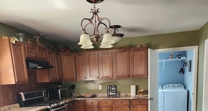 Spacious 3-bedroom 2 story house in New Madrid near boat ramp with a toy room!