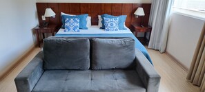 1 chambre, fer et planche Ă repasser, Wi-Fi, draps fournis