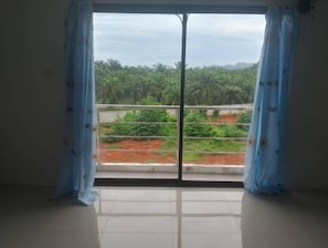 Shared Dormitory, Mountain View | Free WiFi