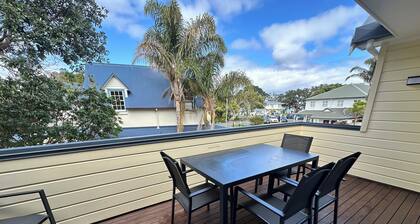 Russell Harbour Apartment