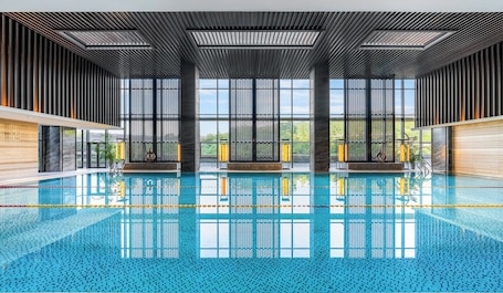 Una piscina techada