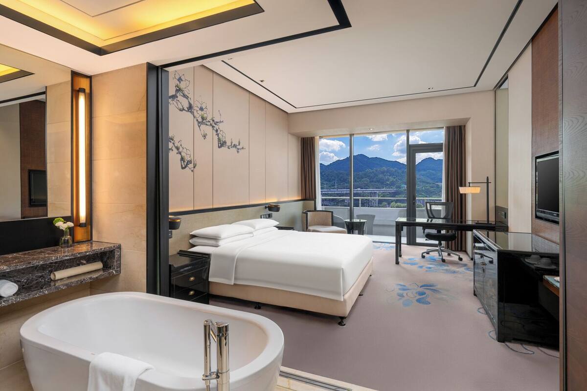 Phòng đôi Superior | Minibar, két bảo mật tại phòng, màn/rèm cản sáng 