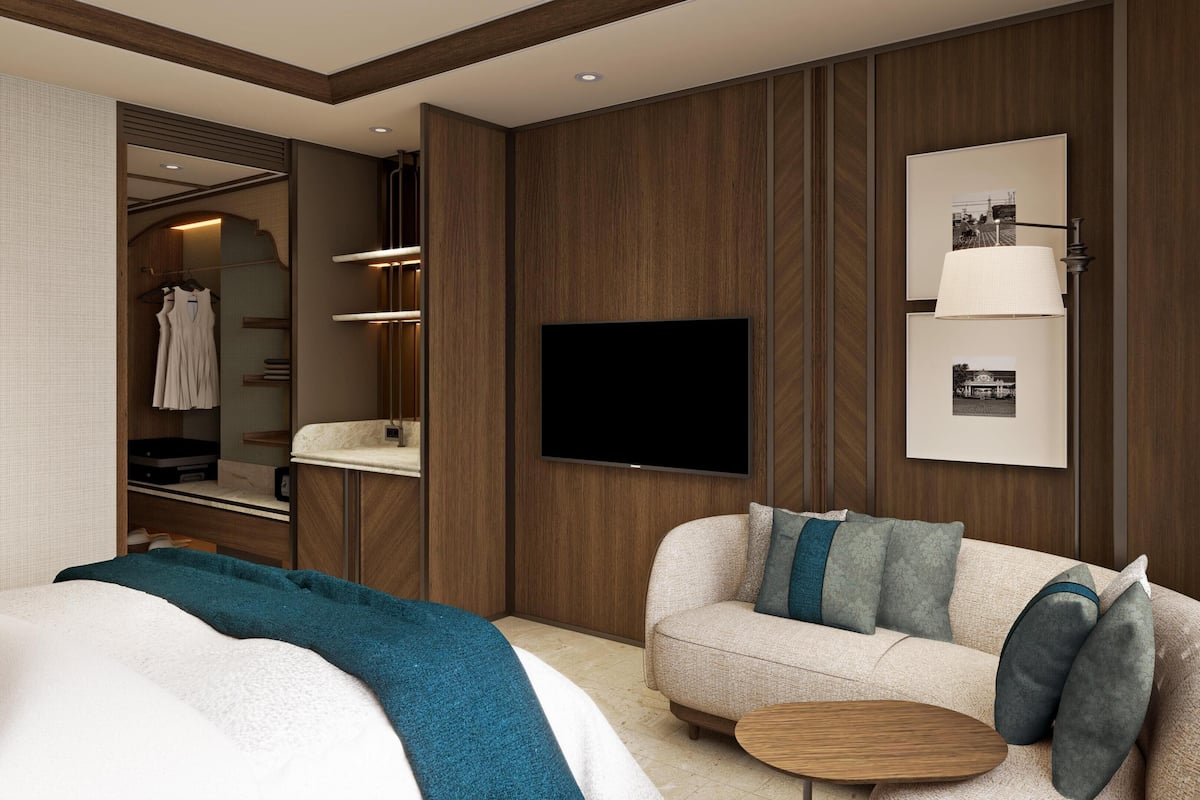 Habitación doble Deluxe, vista a la ciudad | Caja de seguridad en la habitación y escritorio