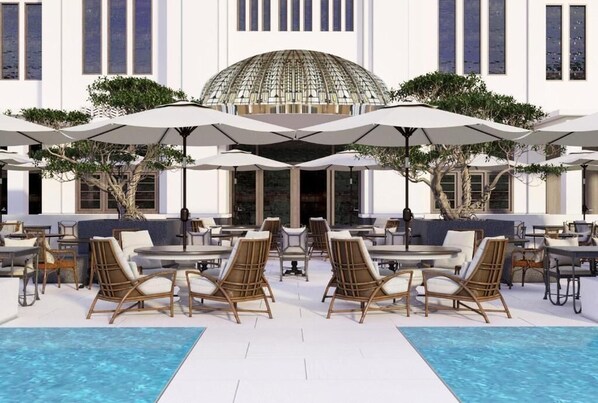 2 restaurantes, se sirven desayunos, comidas, cenas y cocina indonesia