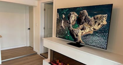 2BR Seaside Haven Retreat