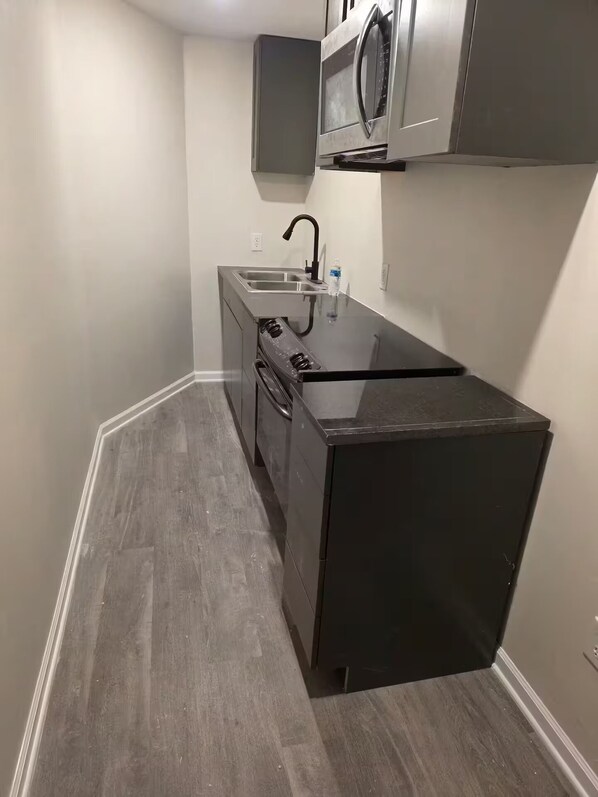 Microwave, stovetop