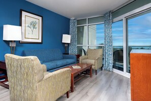 Téléviseur, table de ping-pong