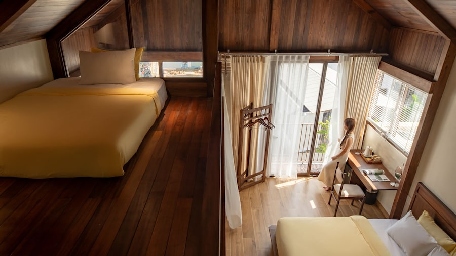 HÔM Stay - Phố đi bộ