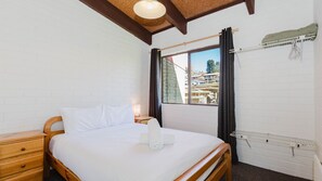 3 makuuhuonetta, ilmainen Wi-Fi, vuodevaatteet