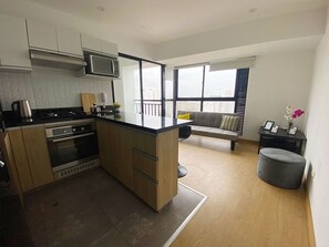 Microwave, oven