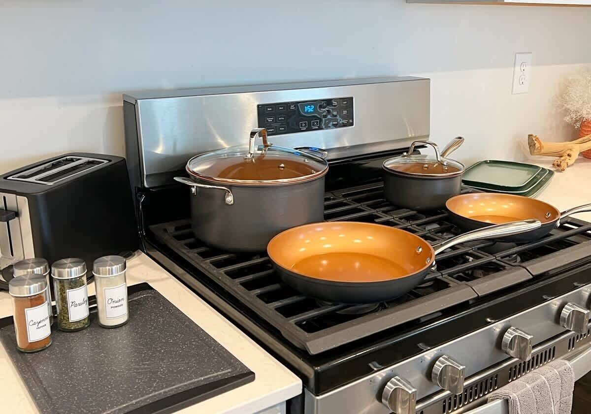 Mikrowelle, Ofen, Herdplatte, Geschirrspüler